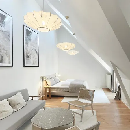Apartment Family Friendly 4 Bedroom Flat In Peaceful Area *